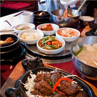 韩国的吃、住、行