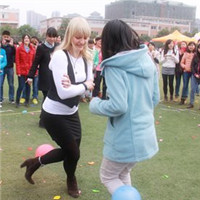 波兰艺术留学生的寻宝乐趣