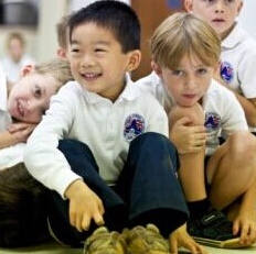 低龄留学不放心-盘点家长可以陪读的留学国家