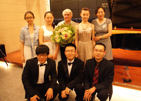 德国大师班,暑期夏令营,钢琴集训,德国柏林音乐学院,贝斯勒教授,钢琴系主任,艺术留学广场