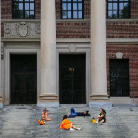 美国土安全局:2021春季学期留学生F1签证将沿用秋季政策
