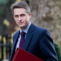 英国教育部官宣:2021大学学费新规,降低录取标准!